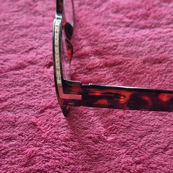 Tortoise Shell Square Reading Glasses - Picture 4 of 7